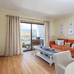 Privilege Sea View Pochet With Rooftop Pool, Village Marina - * Olhão