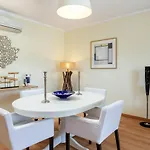 Privilege Sea View Pochet With Rooftop Pool, Village Marina - Appartement
