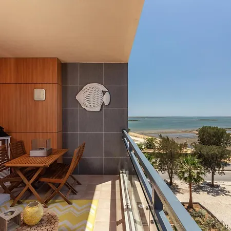 Privilege Sea View Pochet With Rooftop Pool, Village Marina - Apartment *